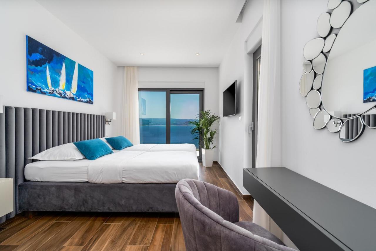 Villa Luxurious Ada; Hot Tub, Sauna, Gym, Pool Omis